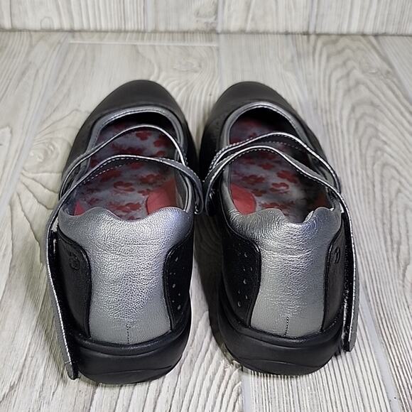 Aravon by New Balance Black and Silver Mary Jane Flats - Picture 5 of 14